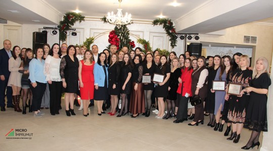 MicroÎmprumut завершает 2025 год с благодарностью!